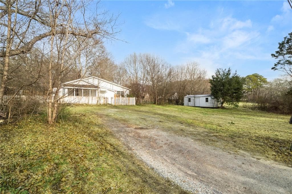 3 bedroom, 2 bathroom, 1,132 sq ft single family residence sold at 238 Dallas Street, Hiram, GA 30141