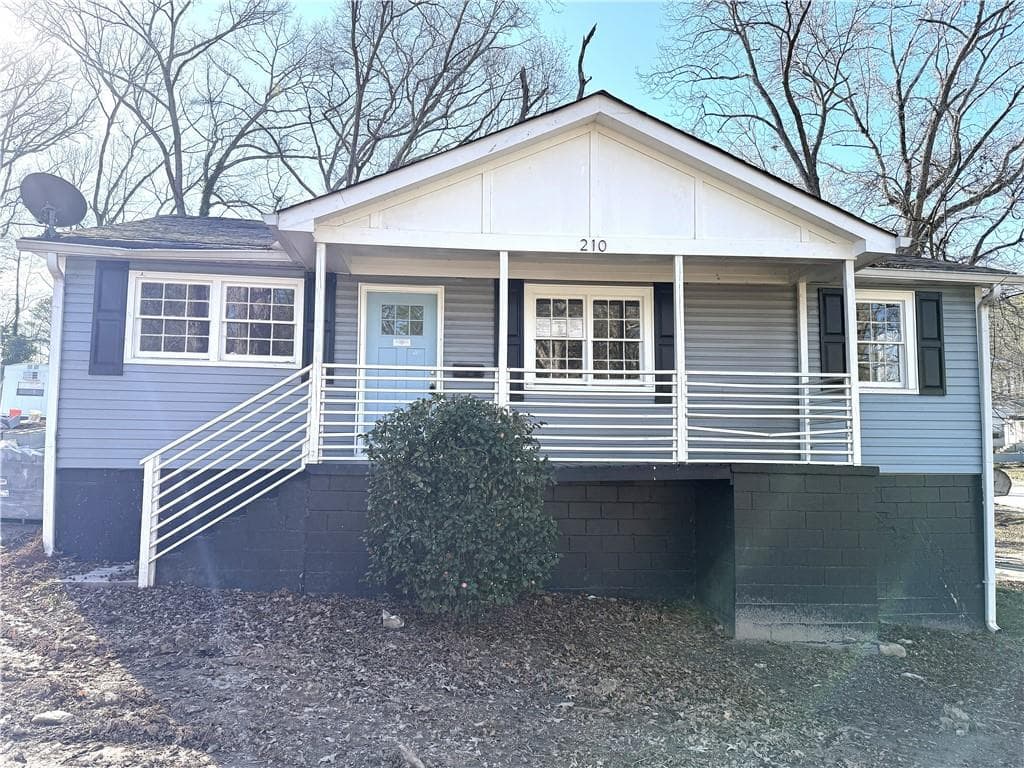 3 bedroom, 2 bathroom single family residence sold at 210 Joe Louis Drive, Atlanta, GA 30314