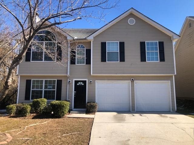 4 bedroom, 3 bathroom single family residence sold at 2500 S Hills, Riverdale, GA 30296