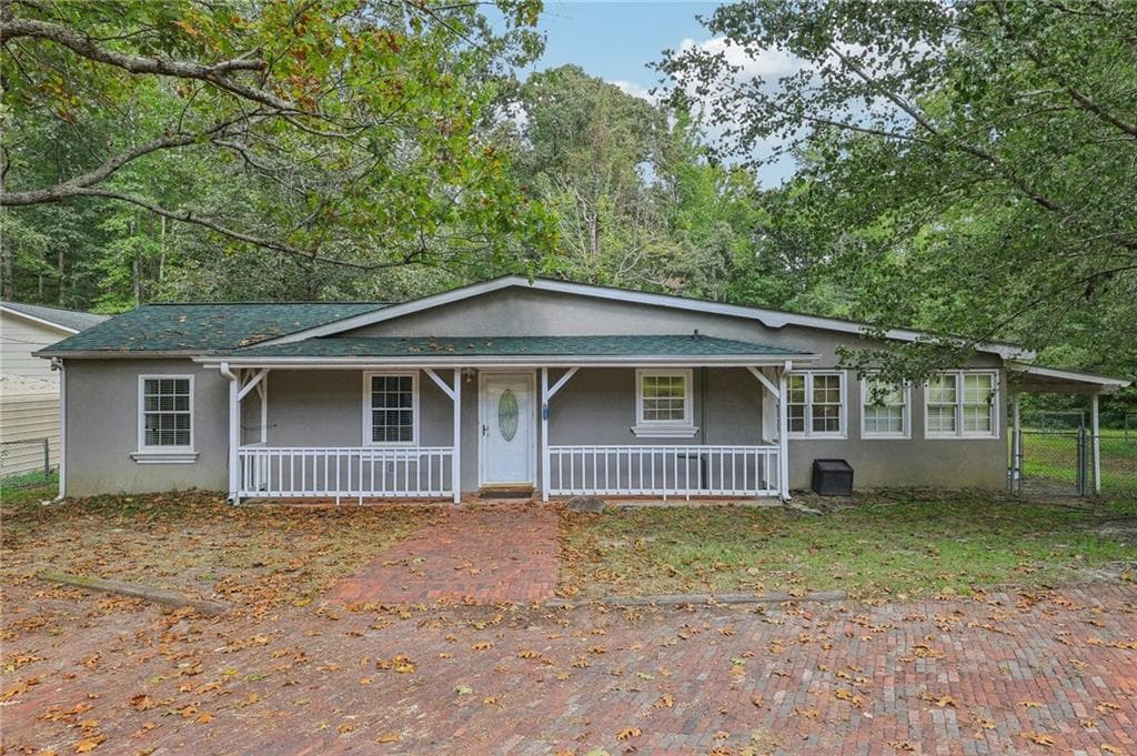 3 bedroom, 2 bathroom single family residence sold at 4885 Cook Road, Stockbridge, GA 30281