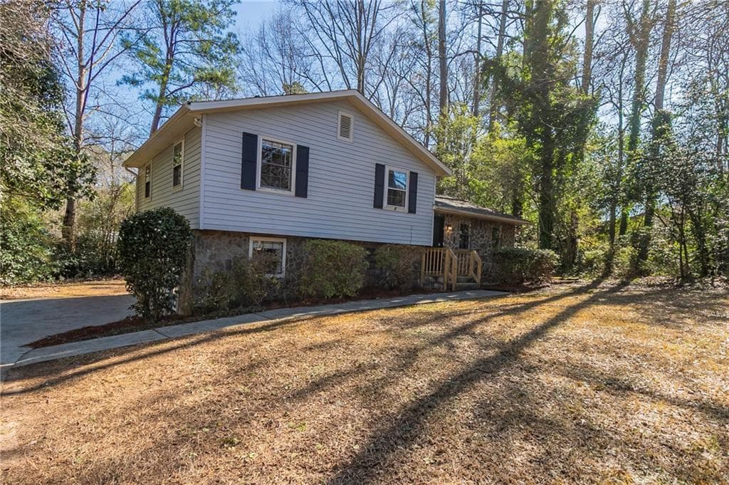 8652 Embrey Drive, Jonesboro, GA 30236 — most recent listing photo