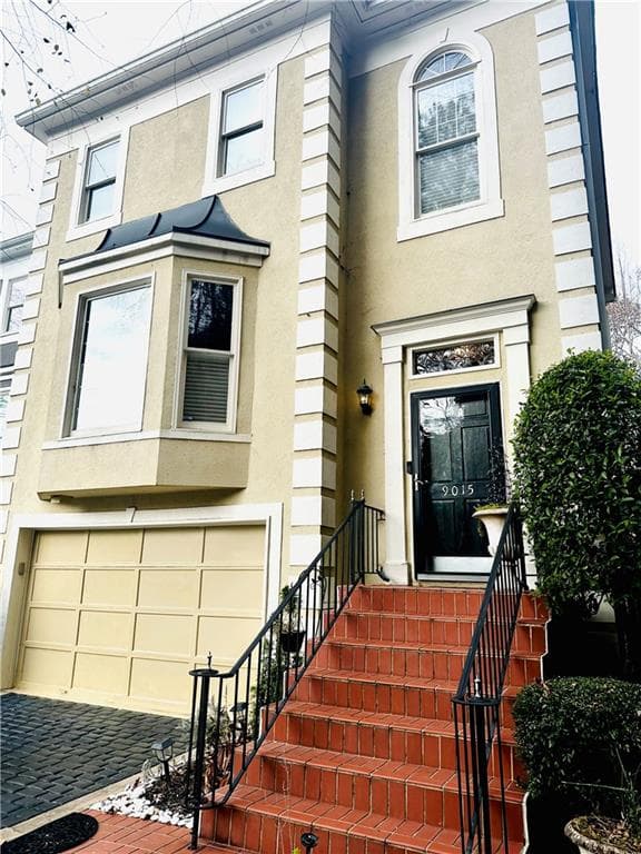 3 bedroom, 4 bathroom, 1,765 sq ft townhouse sold at 9015 Niblick Drive, Alpharetta, GA 30022