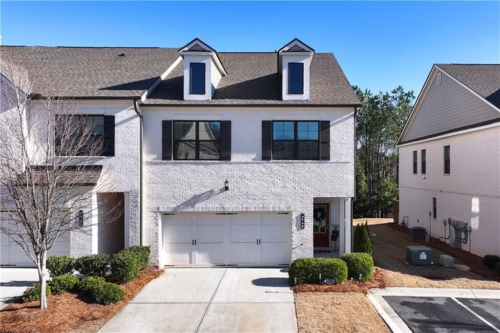 3 bedroom, 3 bathroom townhouse sold at 3532 Amarath Terrace, Duluth, GA 30096