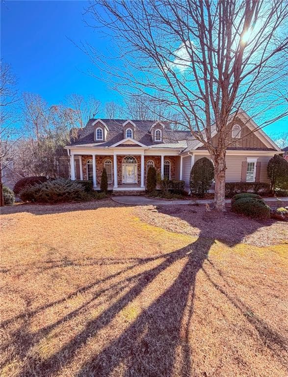 3 bedroom, 4 bathroom, 2,285 sq ft single family residence sold at 5705 Twelve Oaks Drive, Cumming, GA 30028