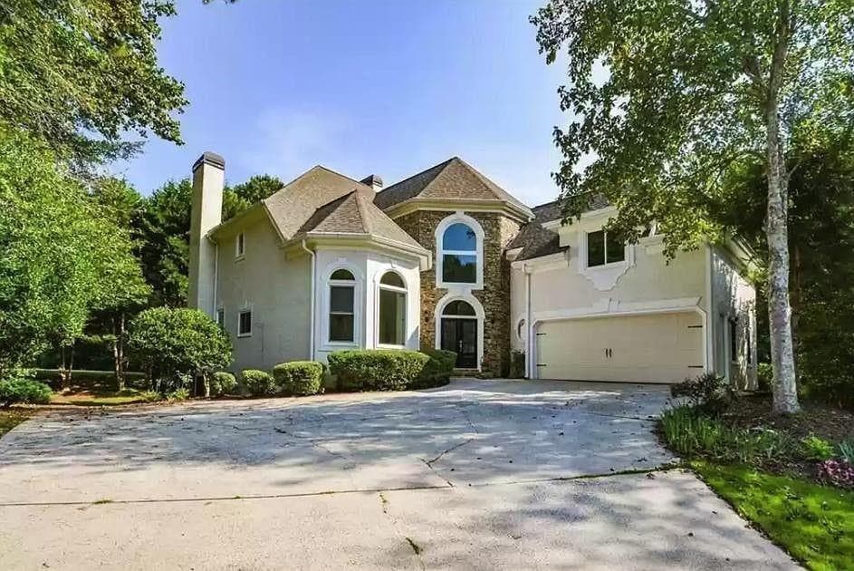 5 bedroom, 6 bathroom single family residence sold at 1431 Olde Forge Lane, Woodstock, GA 30189
