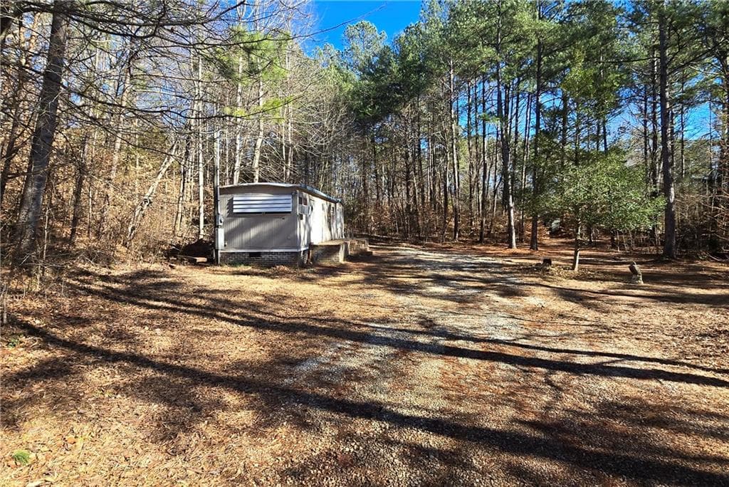 2 bedroom, 1 bathroom single family residence sold at 110 Oakwood Road, Lavonia, GA 30553