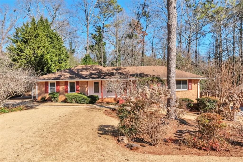 3 bedroom, 3 bathroom single family residence sold at 1428 RIDGEWOOD Drive, Lilburn, GA 30047