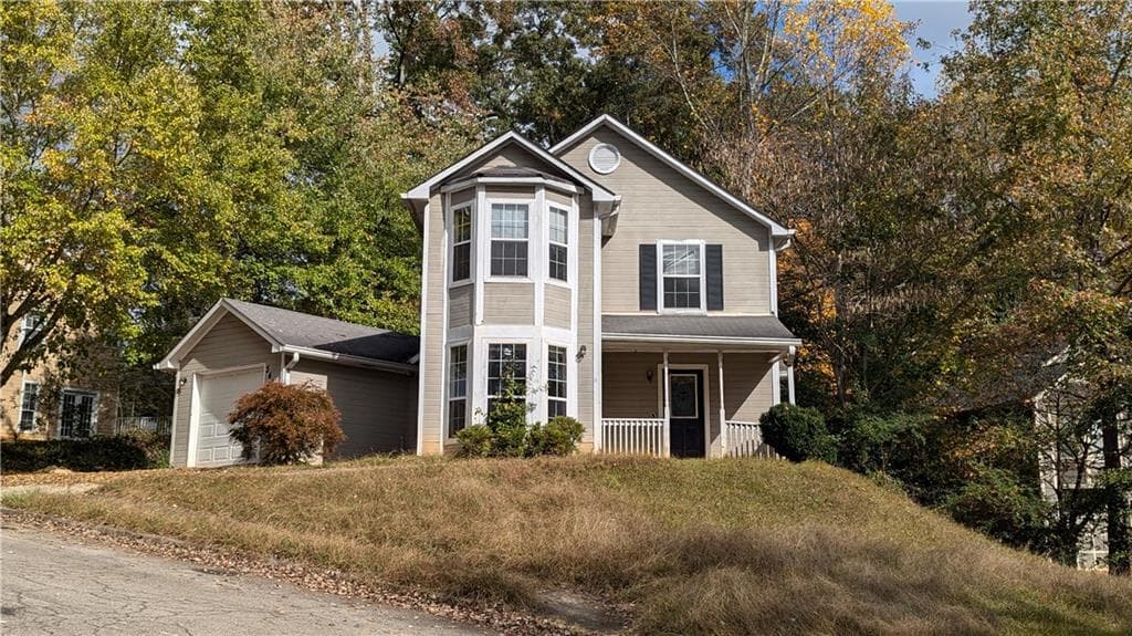 3 bedroom, 3 bathroom, 1,816 sq ft single family residence sold at 3428 Chapel Park Drive, Decatur, GA 30034
