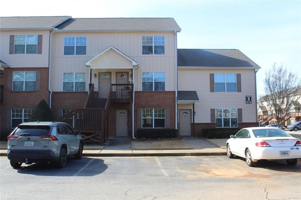 2 bedroom, 2 bathroom townhouse sold at 241 S Irwin Street 61, Milledgeville, GA 31061