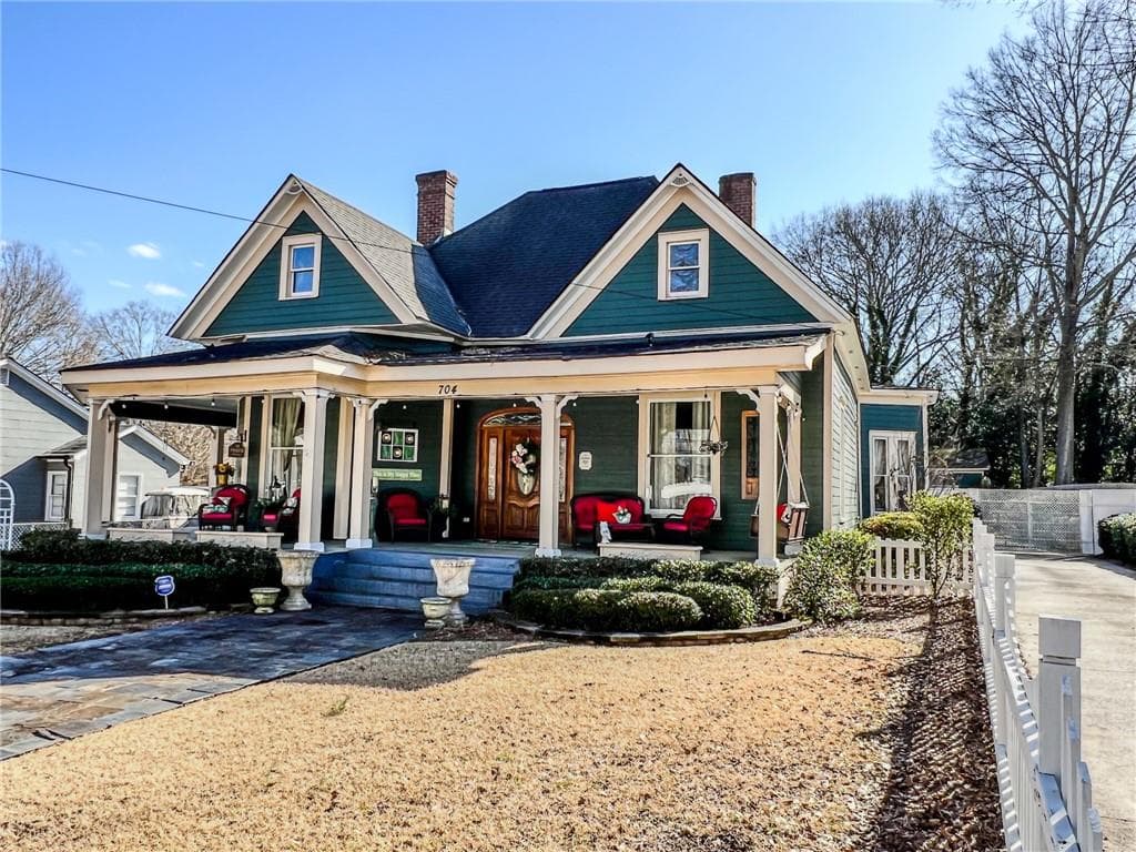 4 bedroom, 2 bathroom single family residence sold at 704 E Church Street, Monroe, GA 30655