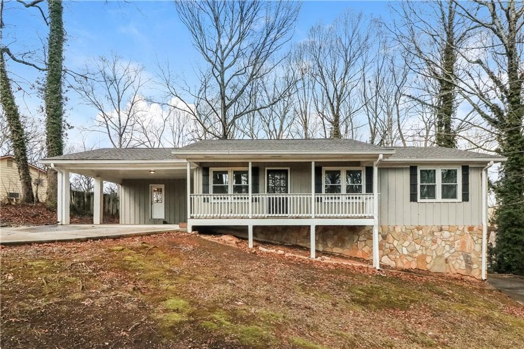 3 bedroom, 2 bathroom single family residence sold at 407 Robins Nest Court, Woodstock, GA 30189