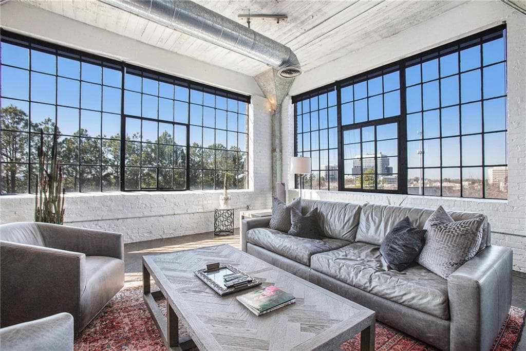 2 bedroom, 1 bathroom, 1,838 sq ft condominium sold at 434 Marietta Street 303, Atlanta, GA 30313