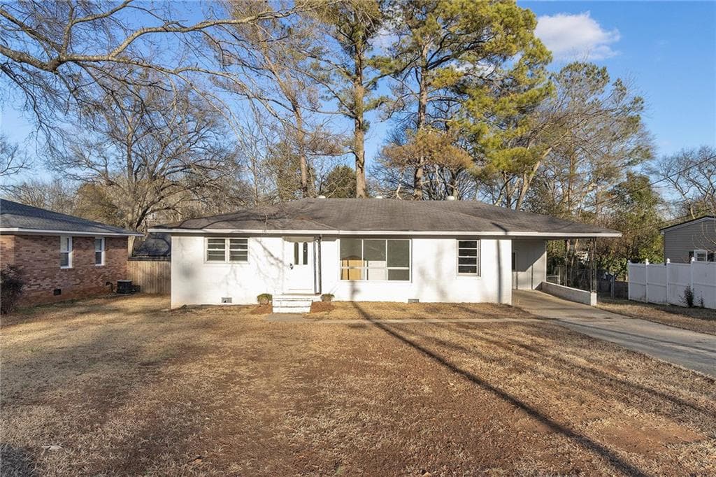 3 bedroom, 2 bathroom single family residence sold at 422 Walnut Street, Cedartown, GA 30125