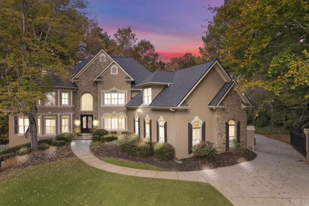 580 Meadows Creek Drive, Johns Creek, GA 30005 — most recent listing photo