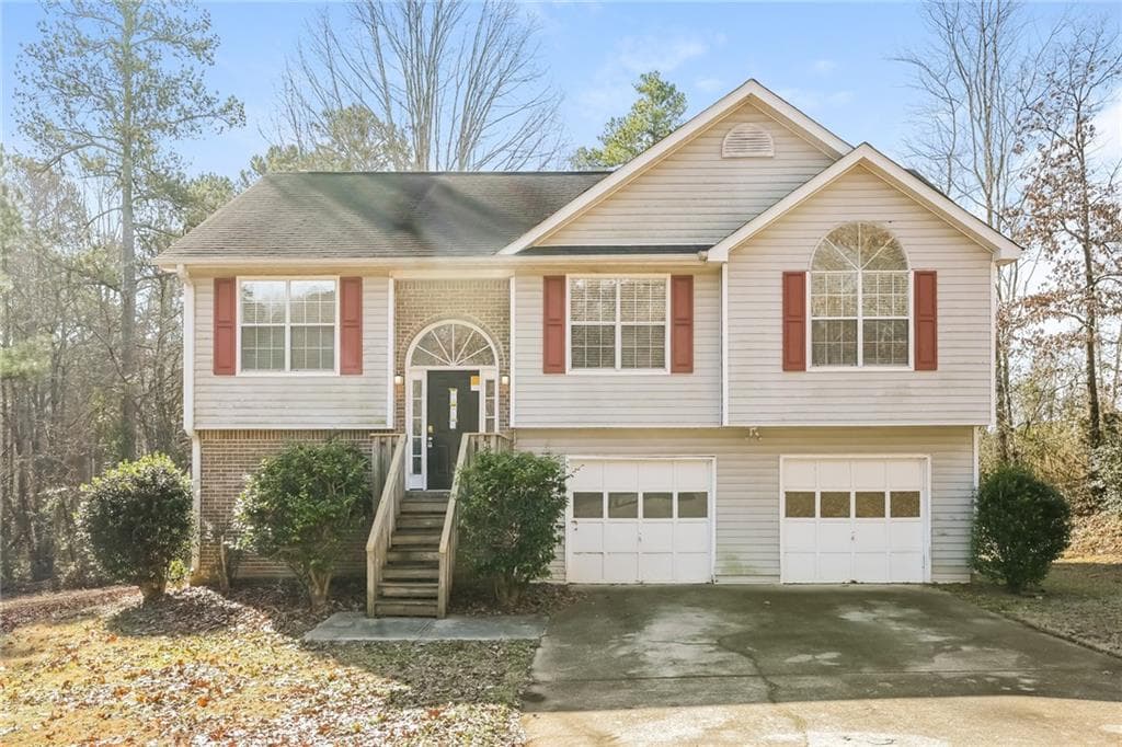 560 Caseys Crossing, Winder, GA 30680 — most recent listing photo