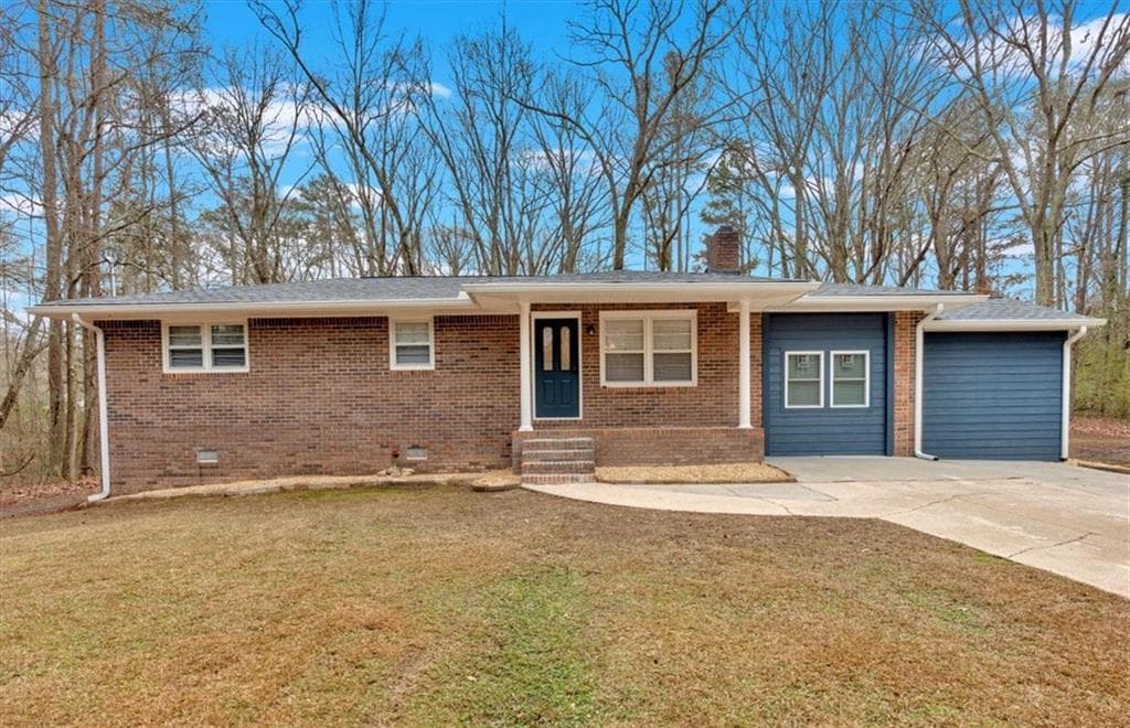 3 bedroom, 2 bathroom single family residence sold at 295 Robinson Drive, Carrollton, GA 30117