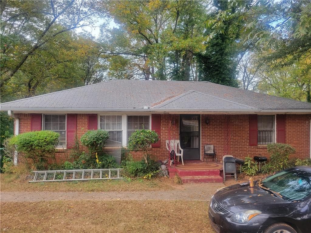 3 bedroom, 1 bathroom, 1,075 sq ft single family residence sold at 2793 Gresham Road, Atlanta, GA 30316