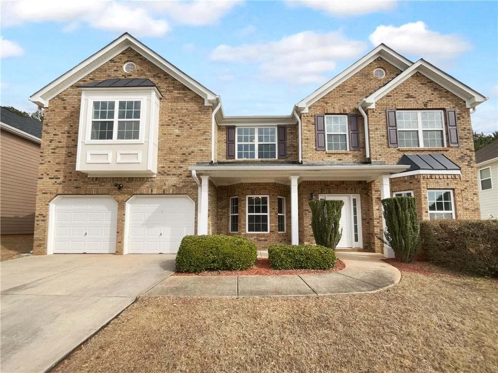 5 bedroom, 4 bathroom, 4,519 sq ft single family residence sold at 2756 Palmview Court, Atlanta, GA 30331
