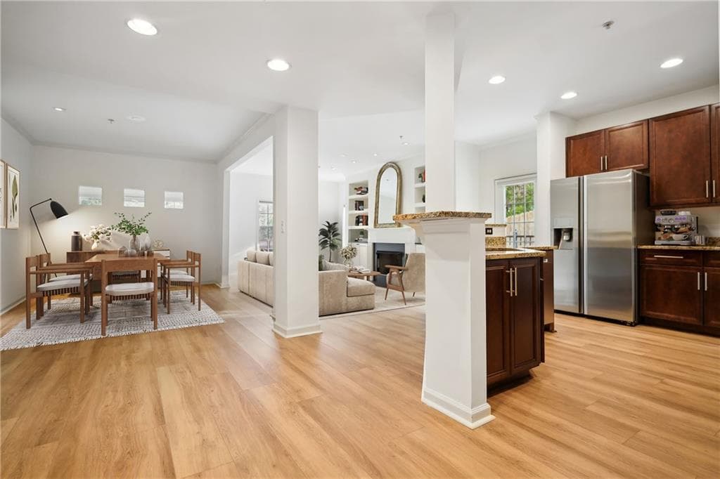 1 bedroom, 2 bathroom, 1,846 sq ft condominium sold at 424 Lindbergh Drive 111, Atlanta, GA 30305
