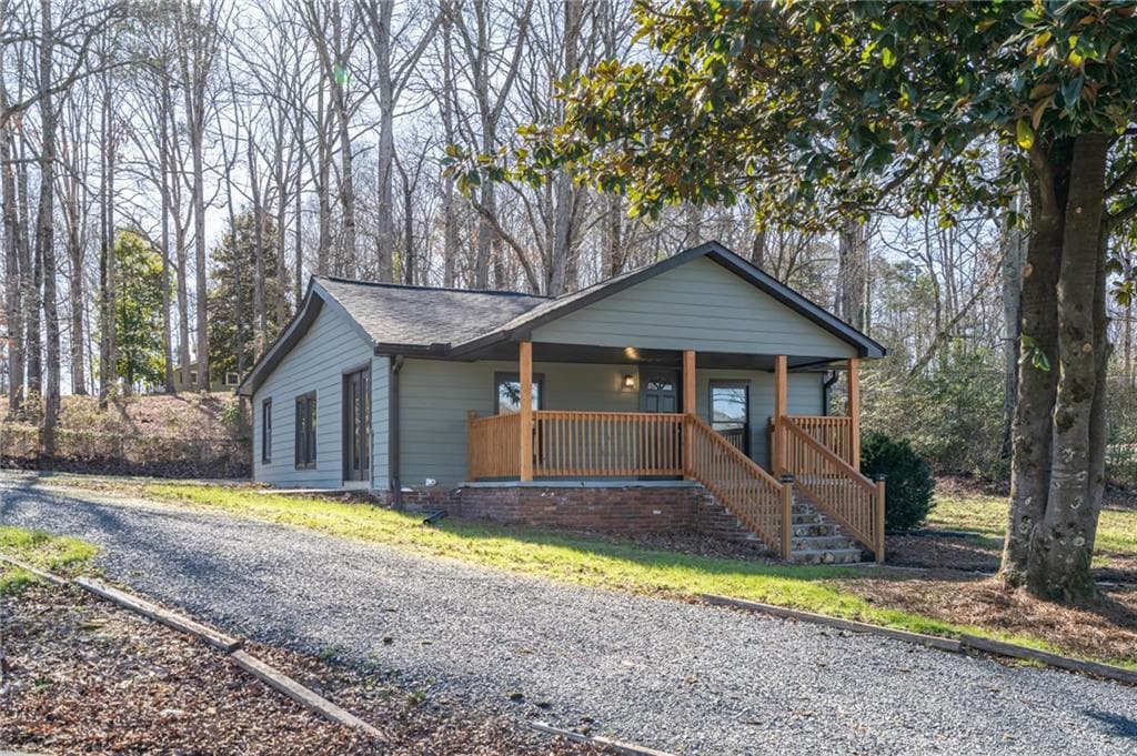 3 bedroom, 2 bathroom single family residence sold at 4 Reynolds Bend Road, Rome, GA 30161
