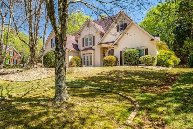4 bedroom, 4 bathroom single family residence sold at 3664 Brisbane Drive, Marietta, GA 30062