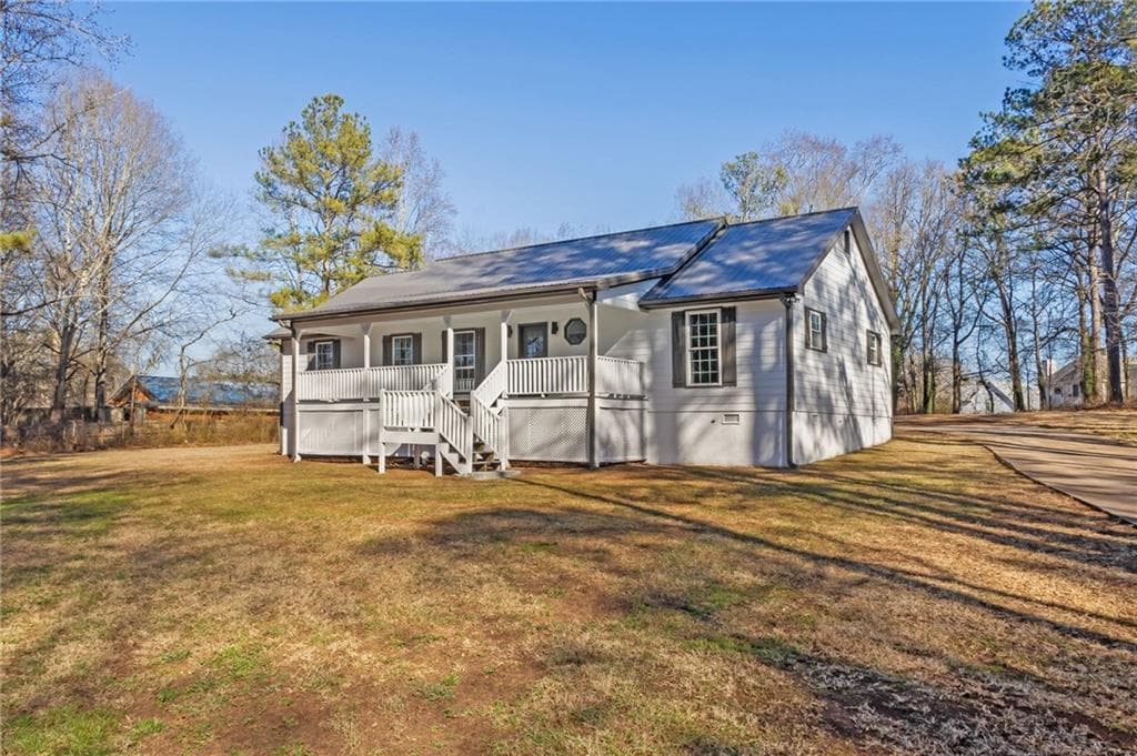 3 bedroom, 2 bathroom single family residence sold at 206 Hunters Lane, Powder Springs, GA 30127