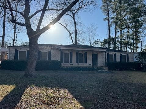 3 bedroom, 2 bathroom, 1,450 sq ft single family residence sold at 2678 Stardust Trail, Decatur, GA 30034