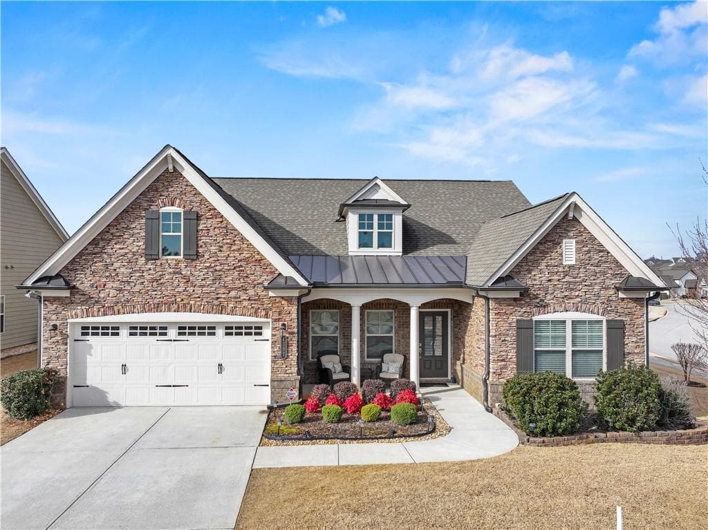 3 bedroom, 3 bathroom, 2,135 sq ft single family residence sold at 4397 Clubside Drive, Gainesville, GA 30504