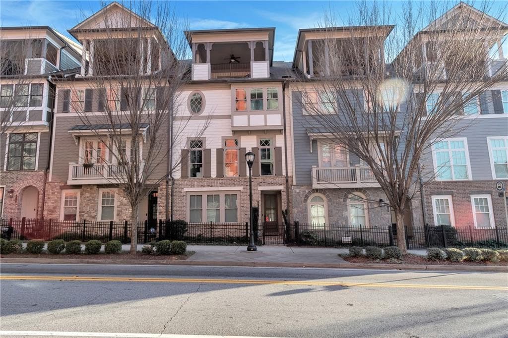 4 bedroom, 5 bathroom, 3,403 sq ft townhouse sold at 972 Memorial Walk, Atlanta, GA 30316