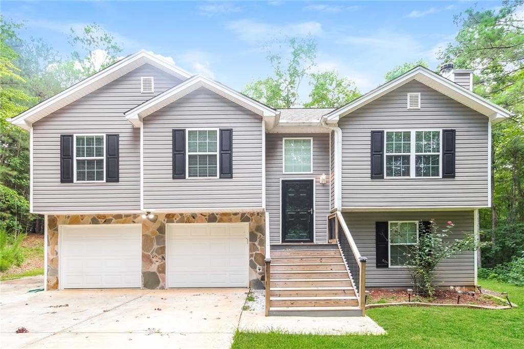 4 bedroom, 3 bathroom, 1,767 sq ft single family residence sold at 4875 Cash Road, Flowery Branch, GA 30542