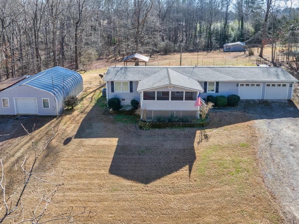 2 bedroom, 2 bathroom single family residence sold at 176 Eden Woods Road, Clarkesville, GA 30523