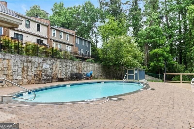 3 bedroom, 3 bathroom condominium sold at 2922 Lavista Way 2922, Decatur, GA 30033