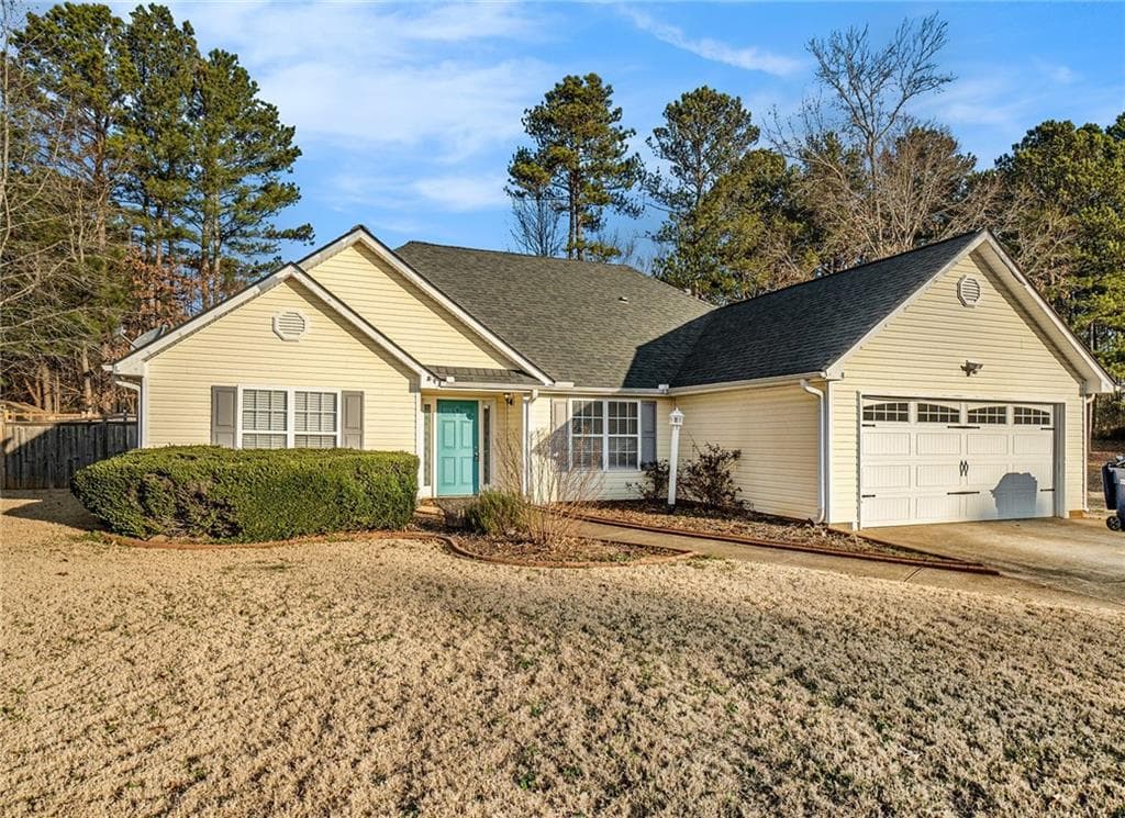 3 bedroom, 2 bathroom single family residence sold at 181 Paradise Pointe, Douglasville, GA 30134