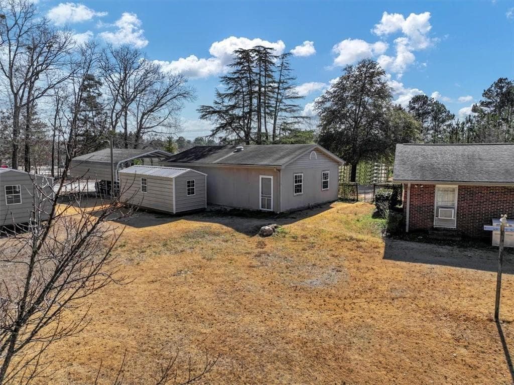 3 bedroom, 2 bathroom single family residence for sale at 1891 HIGHWAY 81, Mcdonough, GA 30252 — photo 4