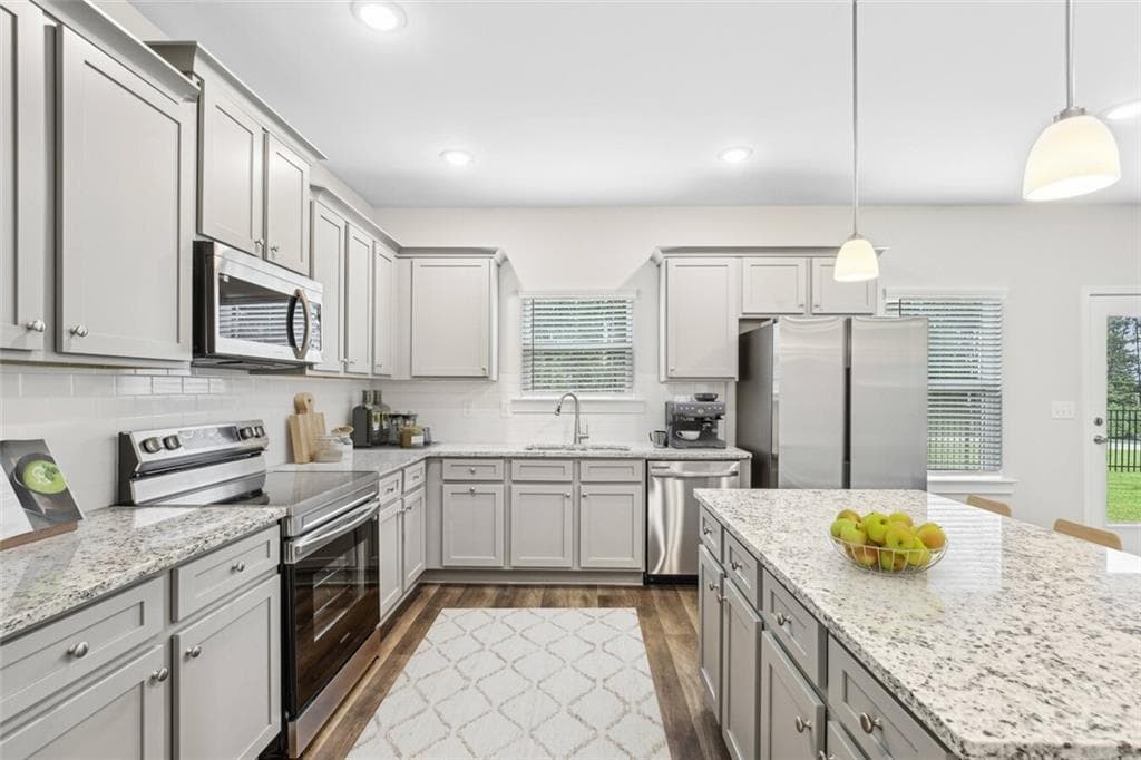 4 bedroom, 3 bathroom, 1,860 sq ft single family residence for rent at 2300 Paris Road Rosewood, Dallas, GA 30132 for $2,609 a month — photo 4