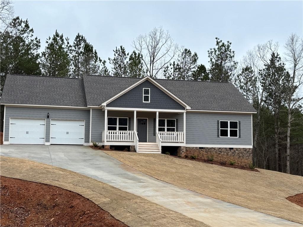 3 bedroom, 4 bathroom single family residence sold at 250 Willow Leaf Drive, Buchanan, GA 30113