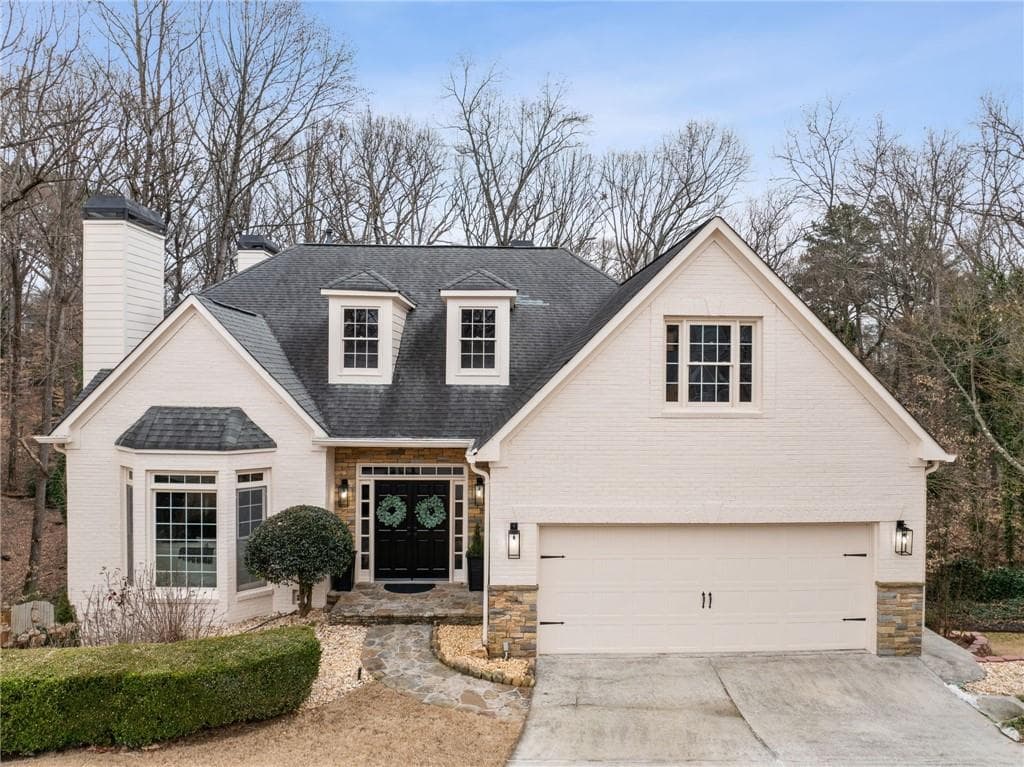 5 bedroom, 5 bathroom single family residence sold at 3730 Ashford Point, Brookhaven, GA 30319
