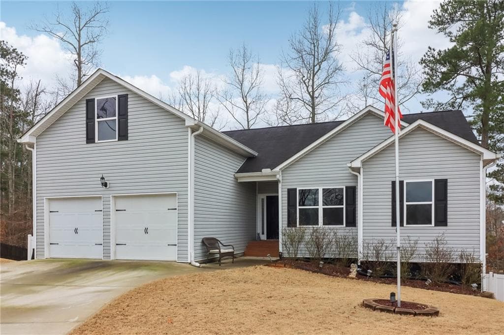 4 bedroom, 2 bathroom, 1,694 sq ft single family residence sold at 612 Cole Creek Drive, Dallas, GA 30157