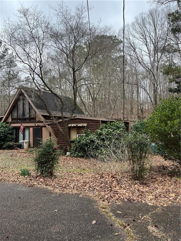 4 bedroom, 2 bathroom single family residence sold at 5435 Hearn Road, Ellenwood, GA 30294