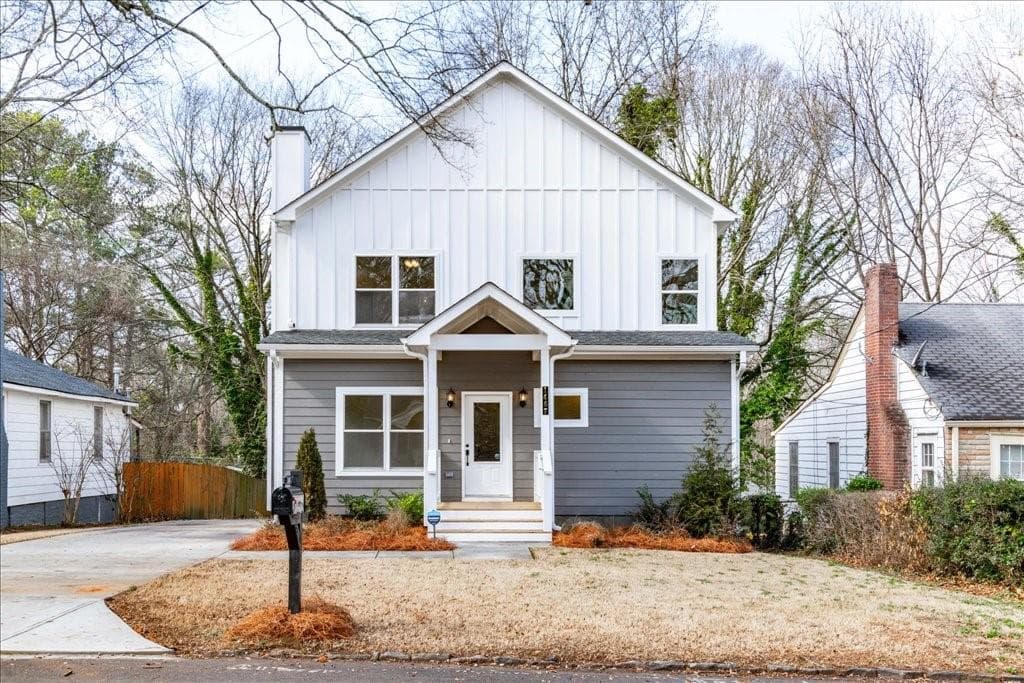 3 bedroom, 4 bathroom single family residence sold at 1467 Lockwood Drive, Atlanta, GA 30311