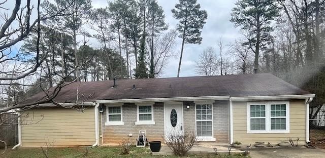 3 bedroom, 2 bathroom single family residence sold at 96 Sir Scott Court, Lawrenceville, GA 30044