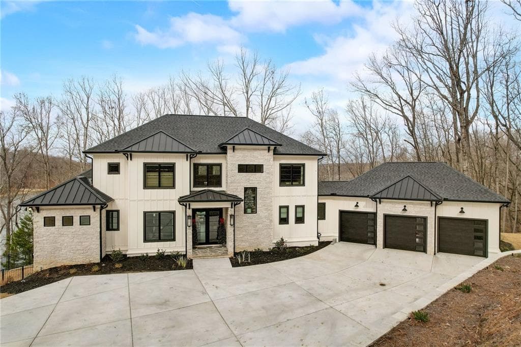 5 bedroom, 6 bathroom single family residence sold at 3754 Harbour Landing Drive, Gainesville, GA 30506