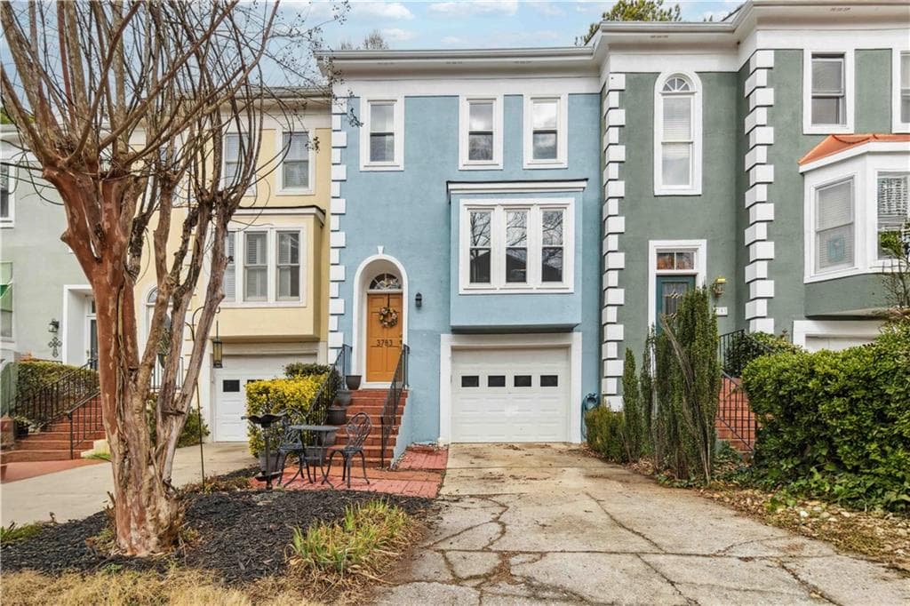 3 bedroom, 3 bathroom townhouse sold at 3783 Meeting Street, Duluth, GA 30096