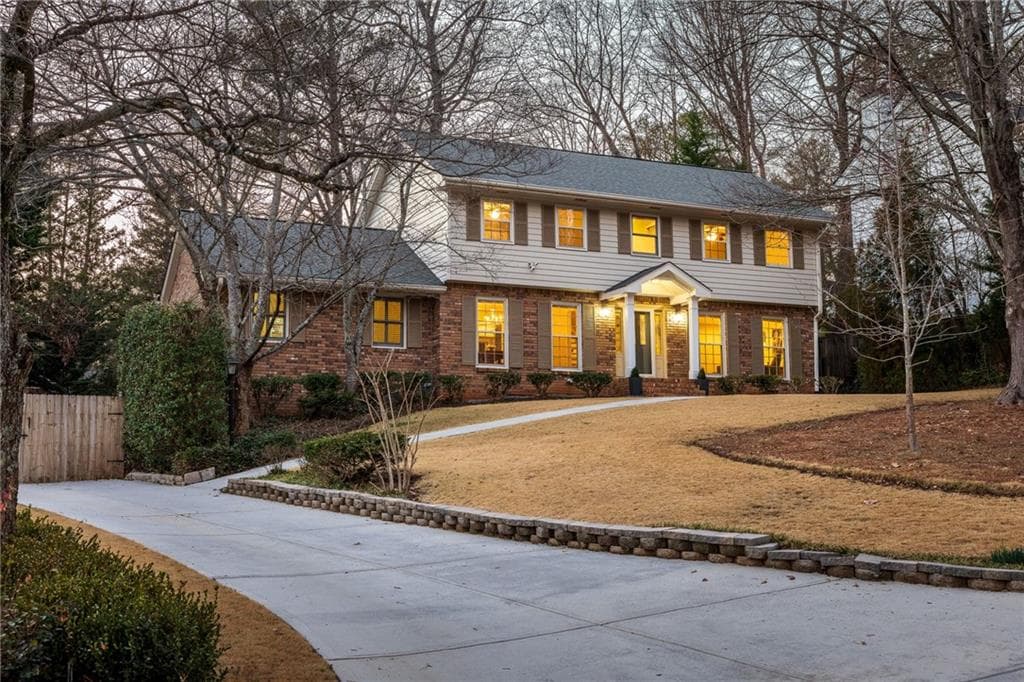 3900 Brenton Way, Brookhaven, GA 30319 — most recent listing photo