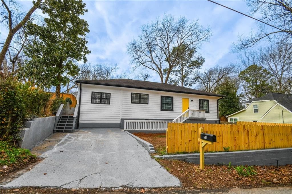 3 bedroom, 2 bathroom single family residence sold at 35 Stillman Street, Atlanta, GA 30315