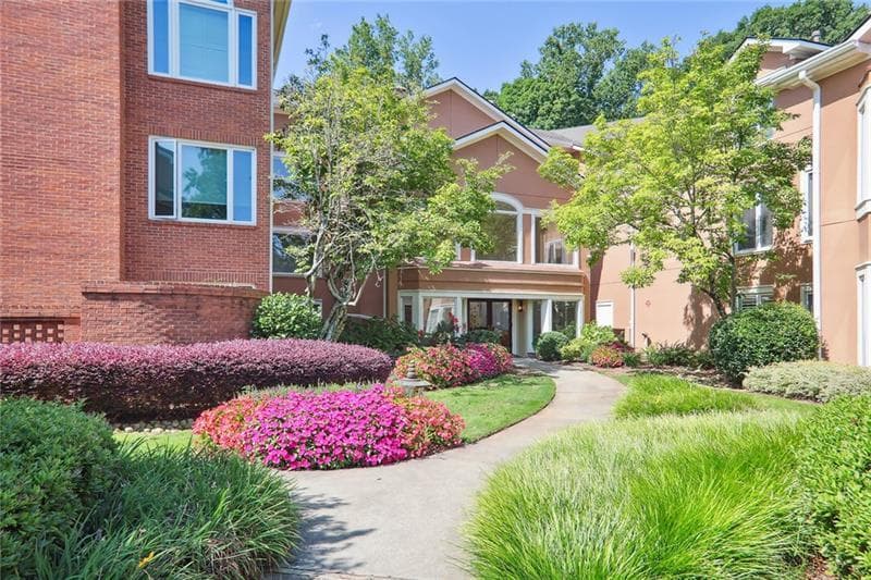 5306 Brooke Ridge Drive, Atlanta, GA 30338 — most recent listing photo