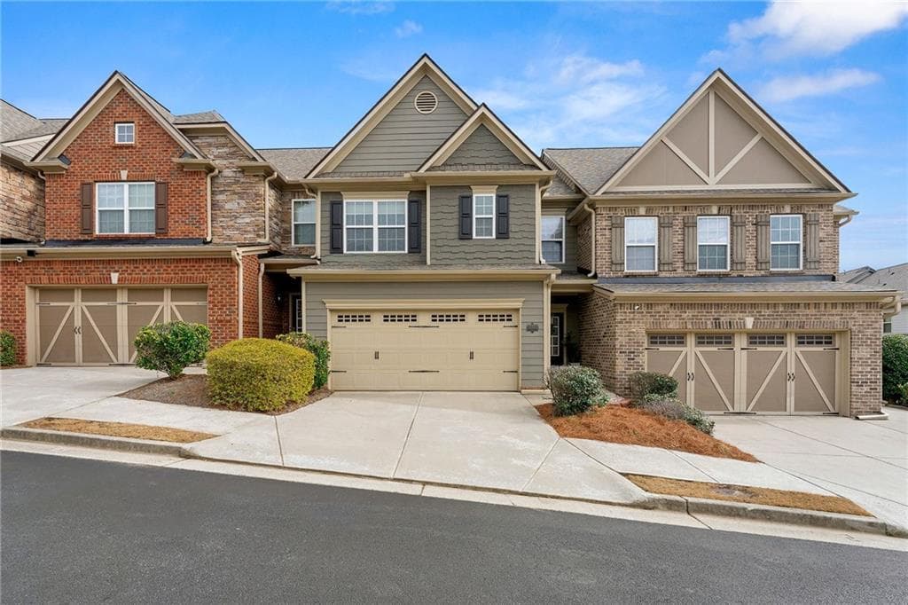 3 bedroom, 3 bathroom townhouse sold at 5619 Cobblestone Creek Avenue, Mableton, GA 30126