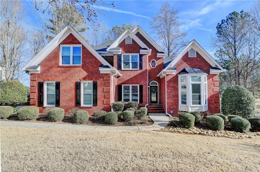 5 bedroom, 4 bathroom single family residence sold at 6365 Rutherford Place, Suwanee, GA 30024