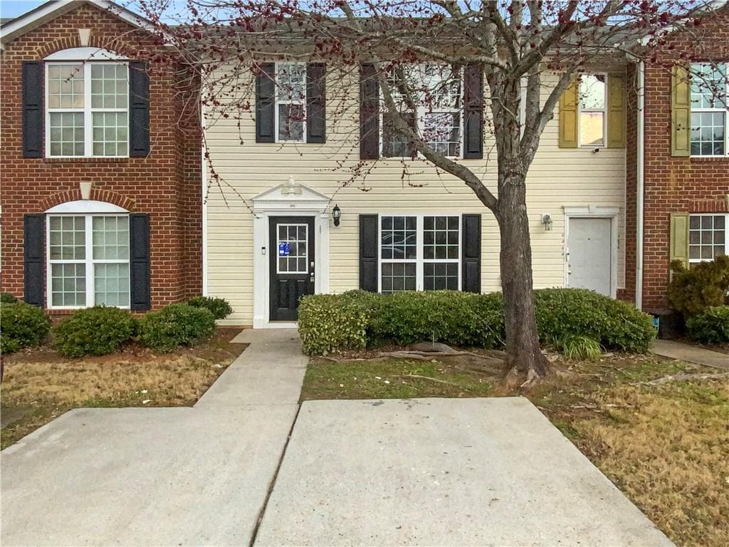 2043 Grove Way, Hampton, GA 30228 — most recent listing photo