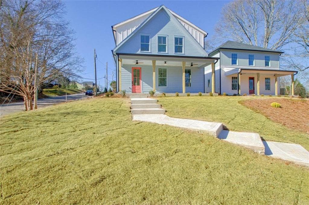 4 bedroom, 4 bathroom single family residence sold at 3165 Old Jonesboro Road, Hapeville, GA 30354